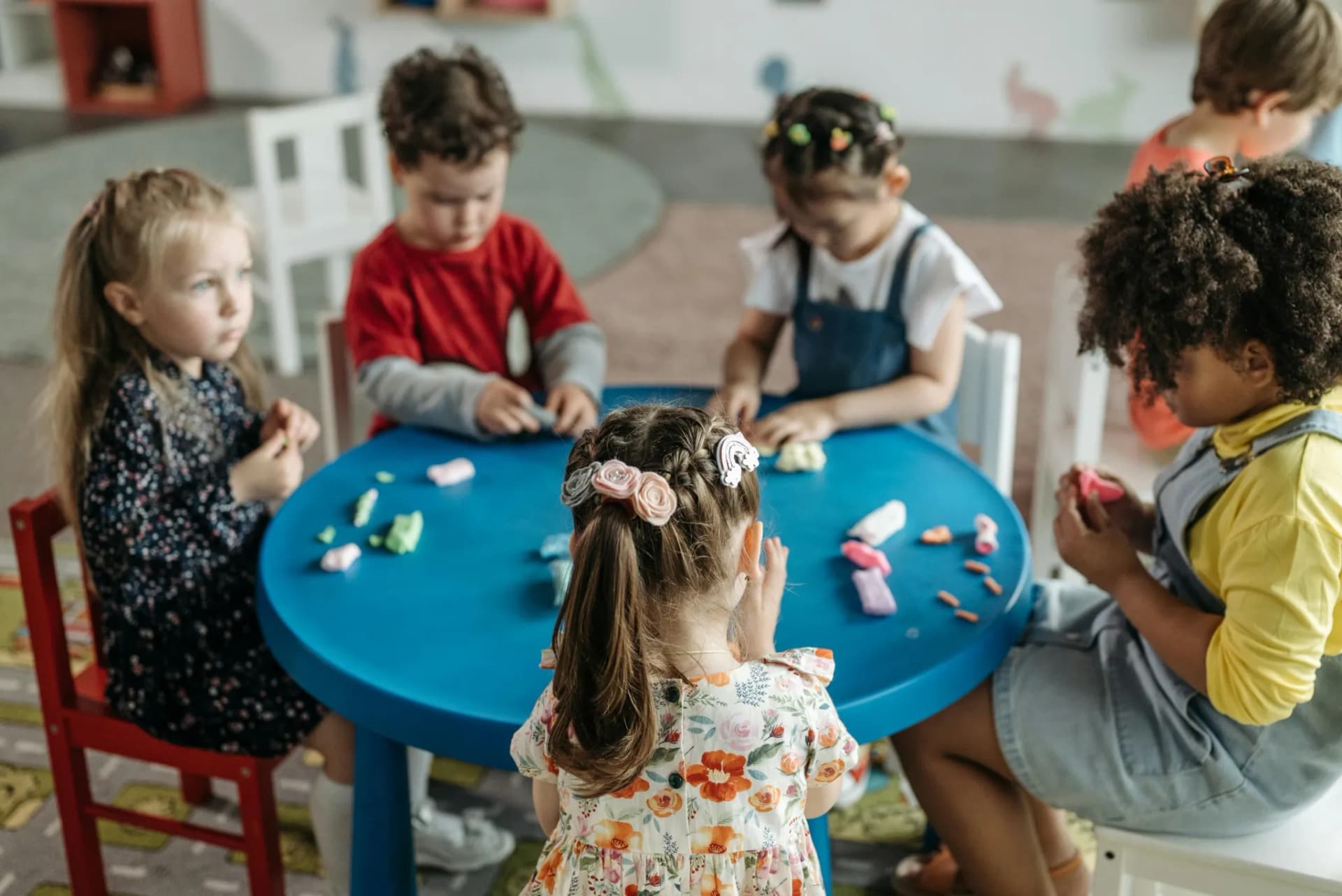 Looking for the Best Nursery Near Al Falah St, Abu Dhabi: Here’s What to Consider